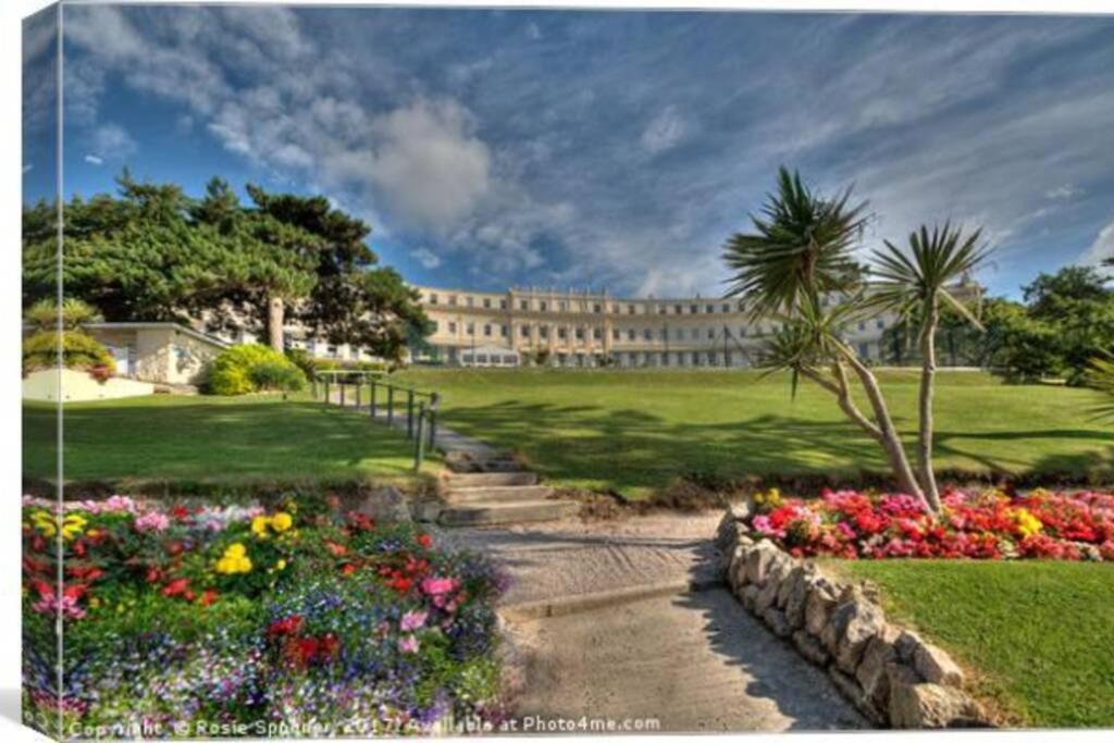 **Sunny And Bright, Thatchers Rock One Bed Beach Front Apartment*** Торкі Екстер'єр фото